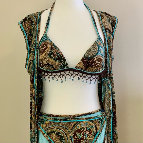 Endless Sun 3 piece paisley bikini set - Picture 11 of 14